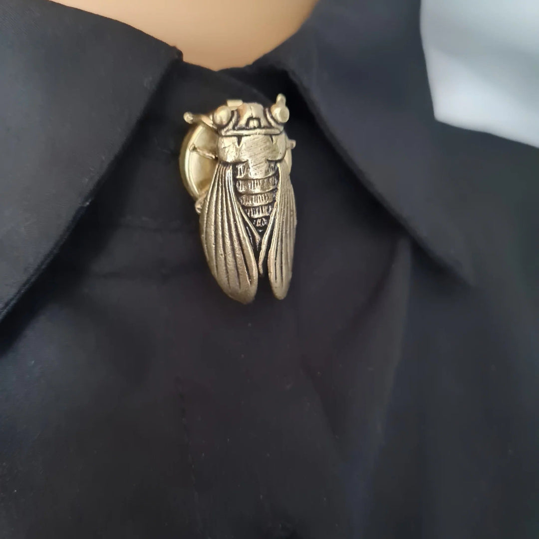 1 paio di copribottoni a scatto per camicia da entomologo a forma di cicala - image 0