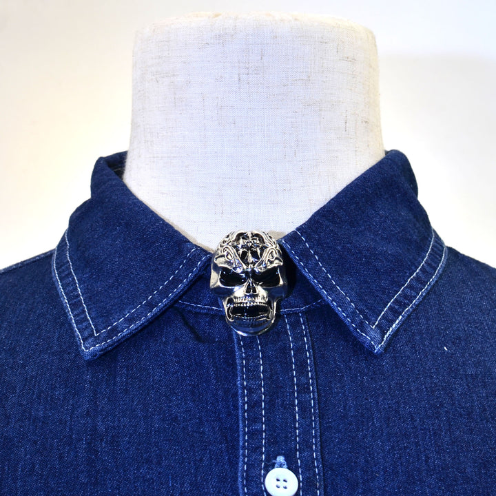 1 paio di copribottoni a pressione con teschio Vanitas per camicia - image 0