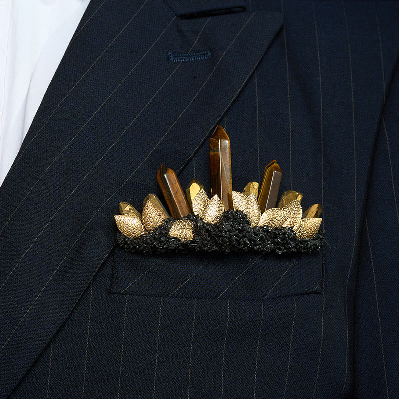 Set composto da boutonnière da taschino per lo sposo e pettine per capelli da sposa con cristalli, realizzati a mano. - image 1