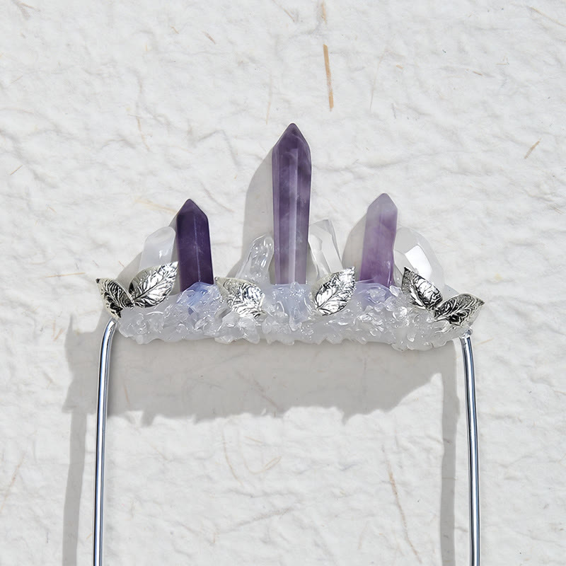 Spilla da taschino a forma di corona in cristallo naturale, realizzata a mano. - image 15
