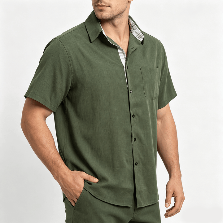 Camicia da uomo a maniche corte in lino tinta unita con bottoni - image 2