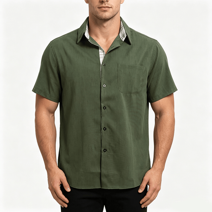 Camicia da uomo a maniche corte in lino tinta unita con bottoni - image 1