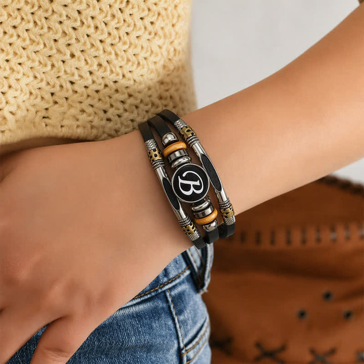 Bracciale in pelle con gemma e iniziale "Time" (26 pezzi). - image 2
