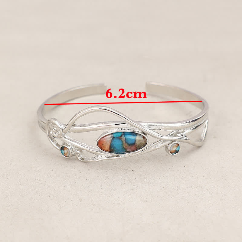 Bracciale a polsino aperto con motivo a foglie d'argento e vite incantata - image 5