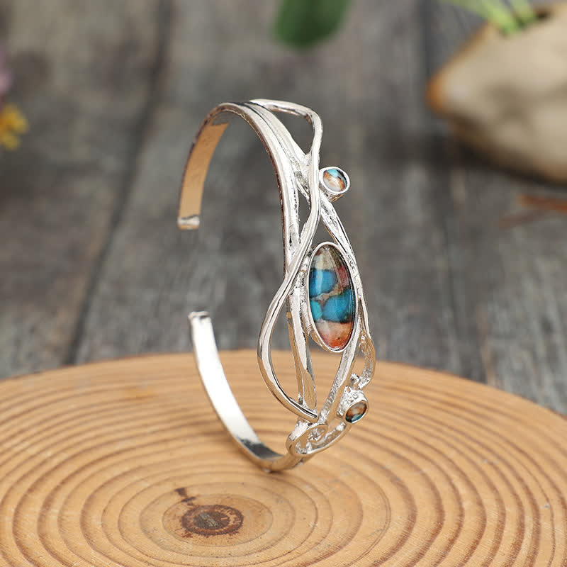 Bracciale a polsino aperto con motivo a foglie d'argento e vite incantata - image 4