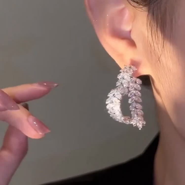 Orecchini a cerchio a forma di cuore con zirconi e spiga di grano, amore infinito - image 3