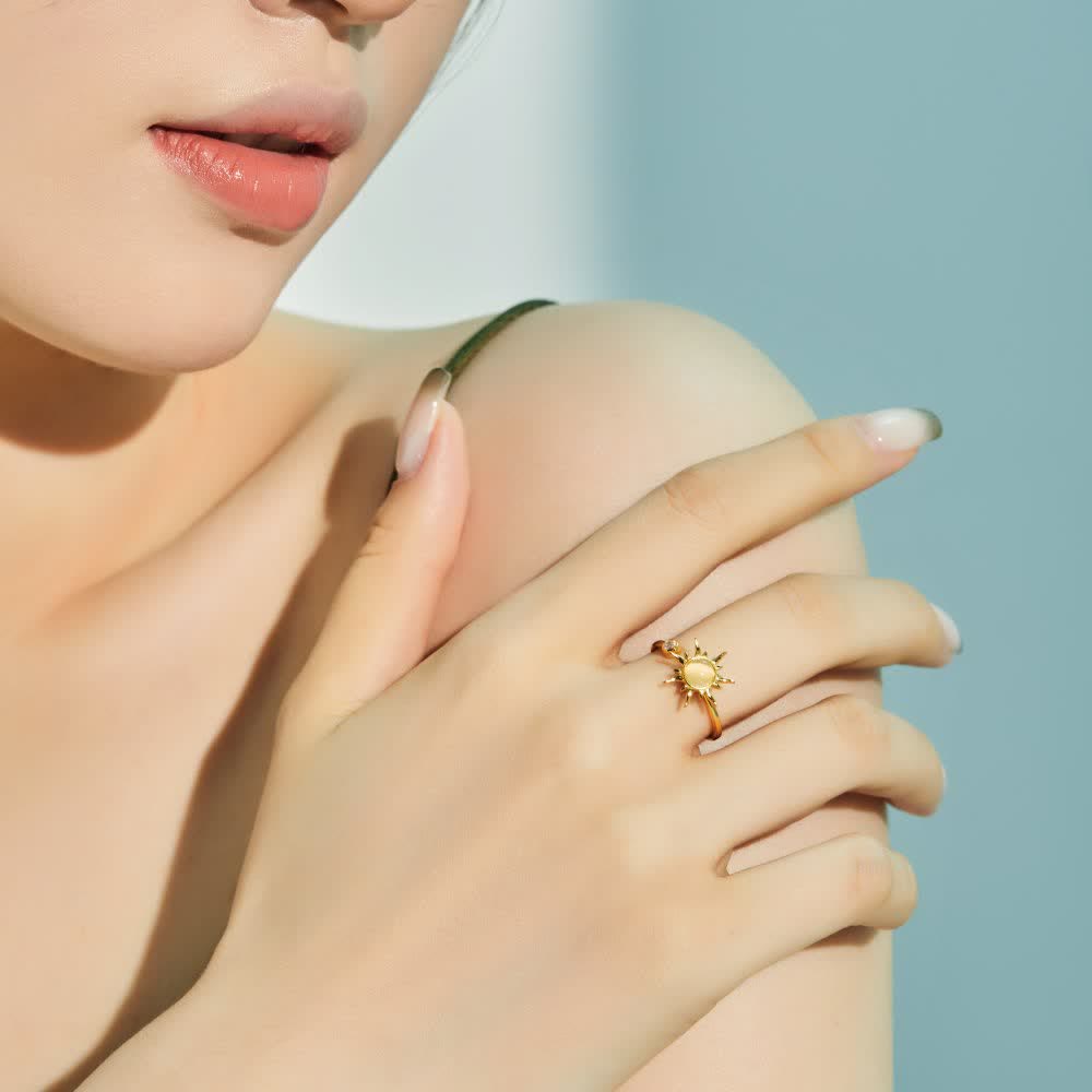 Anello antistress girevole e regolabile con motivo celeste. - image 1