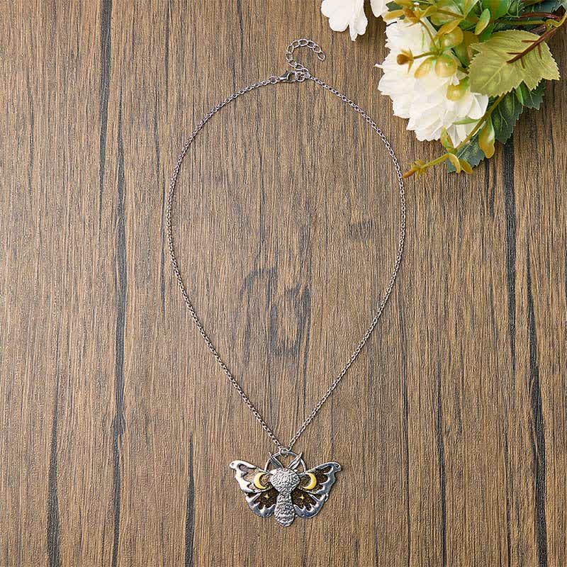 Collana con falena lunare celeste, lune e stelle gotiche - image 2