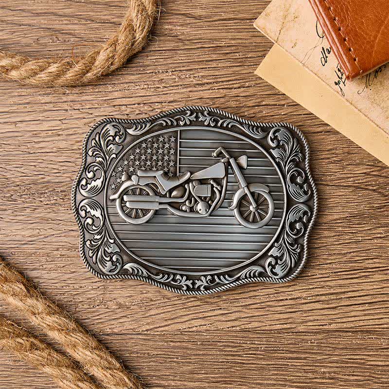Cintura in pelle fai-da-te da motociclista con fibbia patriottica a bandiera americana. - image 1