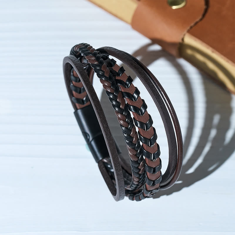 Bracciale multistrato da uomo in pelle intrecciata piatta con chiusura magnetica, stile western. - image 4