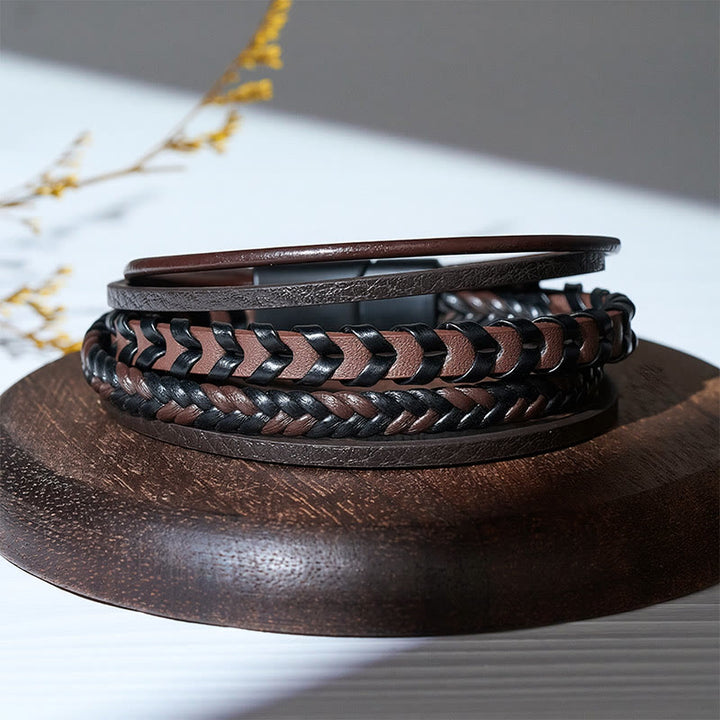 Bracciale multistrato da uomo in pelle intrecciata piatta con chiusura magnetica, stile western. - image 6