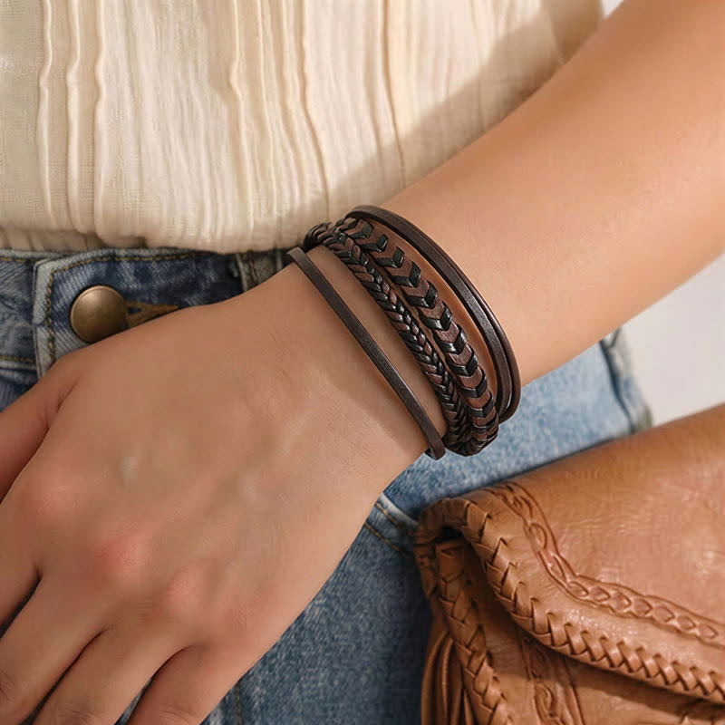 Bracciale multistrato da uomo in pelle intrecciata piatta con chiusura magnetica, stile western. - image 5