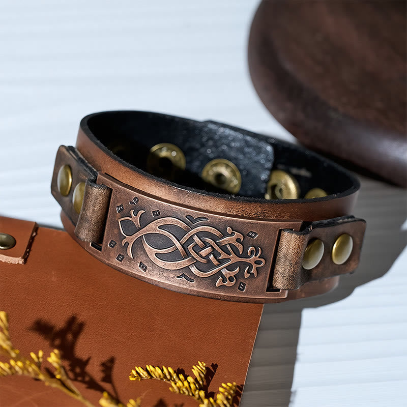Bracciale rigido vintage in pelle invecchiata con nodo celtico - image 4