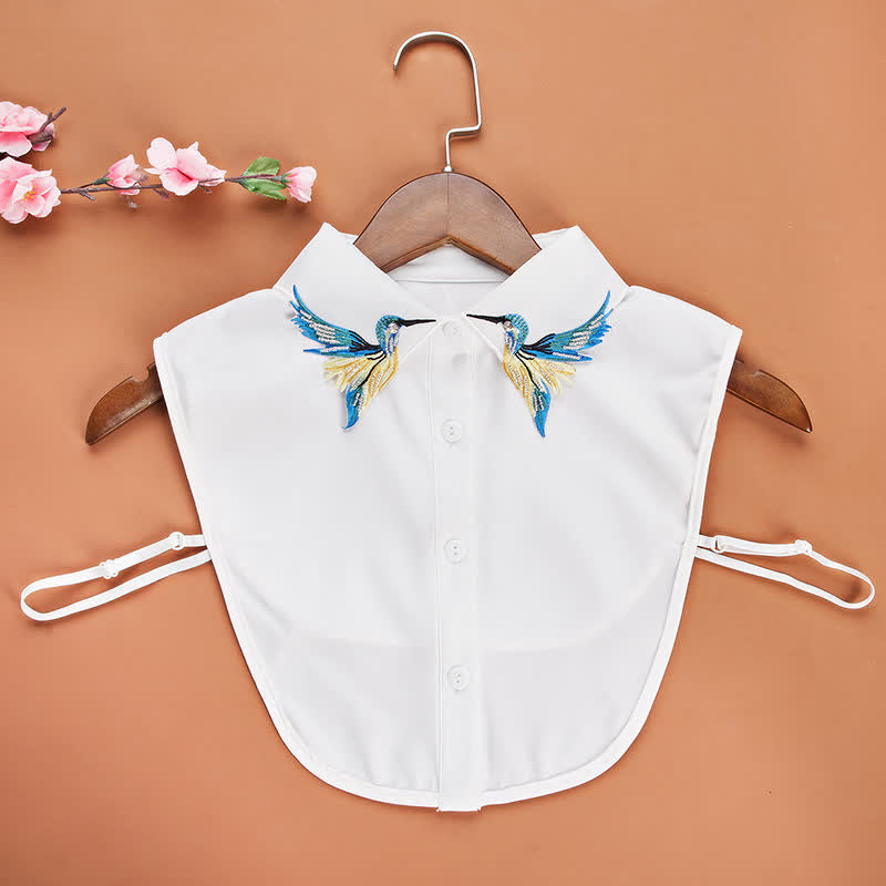 Finto colletto da donna con grazioso colibrì colorato ricamato - Bianco - Taglia unica - image 1