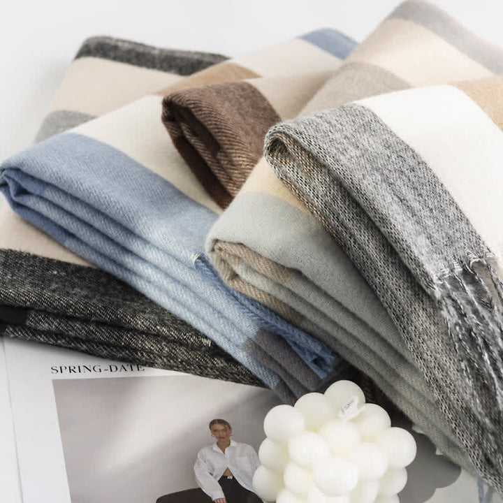 Sciarpa in cashmere imitazione a quadri di classe da donna - image 5
