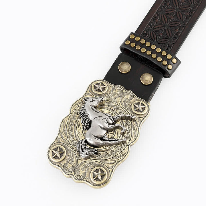 Cintura da uomo in pelle da cowboy al galoppo con cavallo robusto - image 1