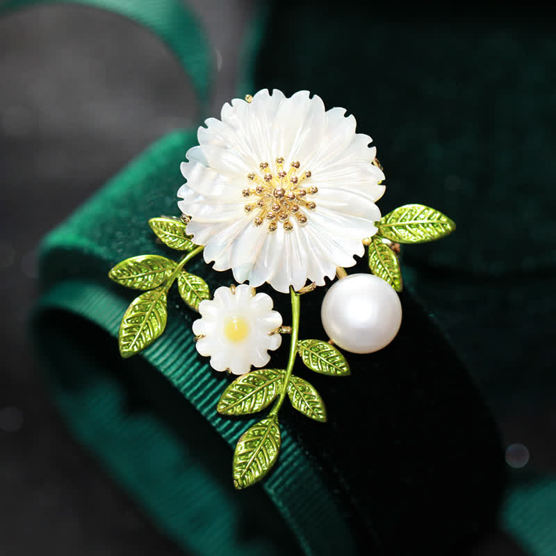 Spilla romantica da donna con perle e conchiglia a margherita - Margherita - image 0