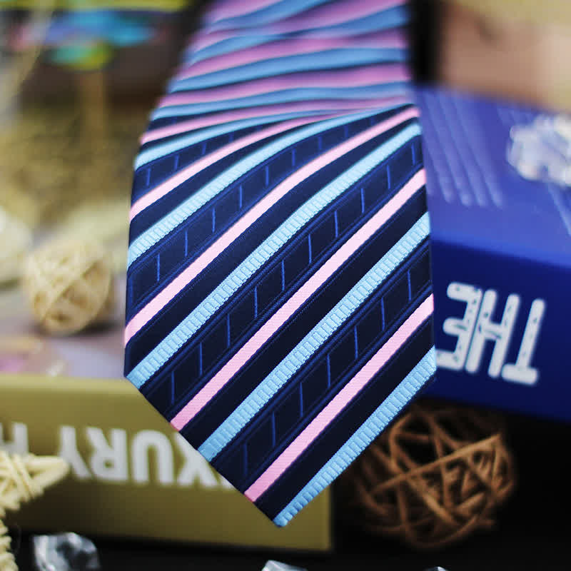 Cravatta classica da uomo a righe blu e rosa sfumate - image 2