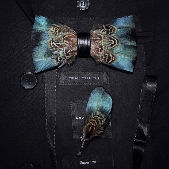 Papillon vintage con piume verde e marrone con spilla da bavero - Adulto - image 0