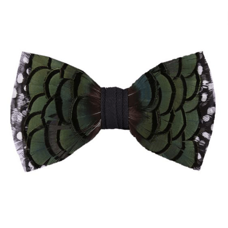Cravatta a farfalla con piume di Guinea Forest Olive Green - Verde Oliva Scuro - image 0
