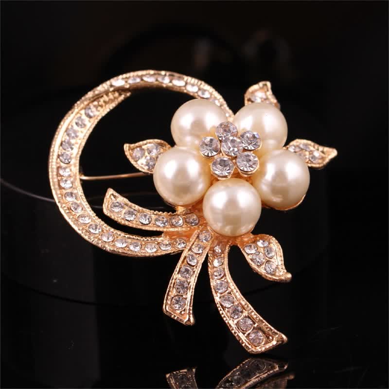 Spilla da donna con ghirlanda di perle e strass - image 3