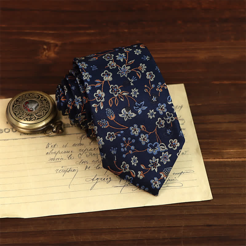 Cravatta da uomo con motivo floreale blu navy e bianco misterioso - image 1