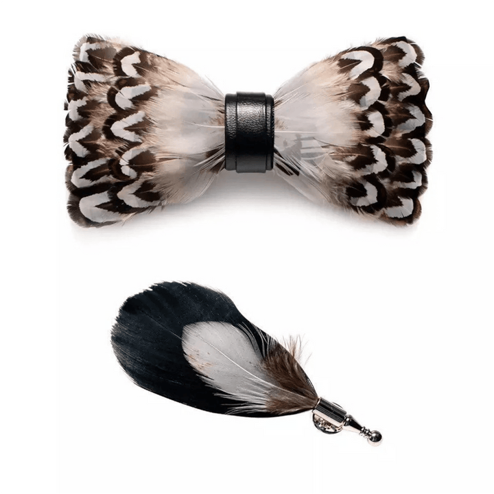 Papillon con piume Wilderness bianco e marrone con spilla da bavero - image 2
