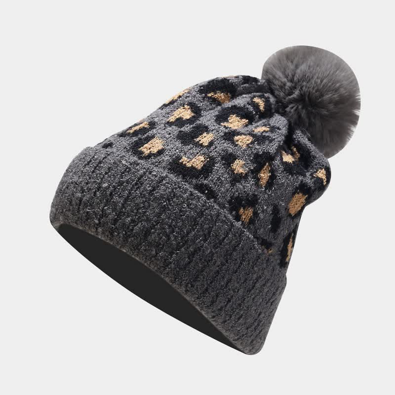 Set di 3 cappelli, sciarpe e guanti con stampa leopardata da donna - image 8