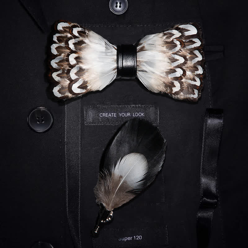 Papillon con piume Wilderness bianco e marrone con spilla da bavero - Bianco e marrone - image 0