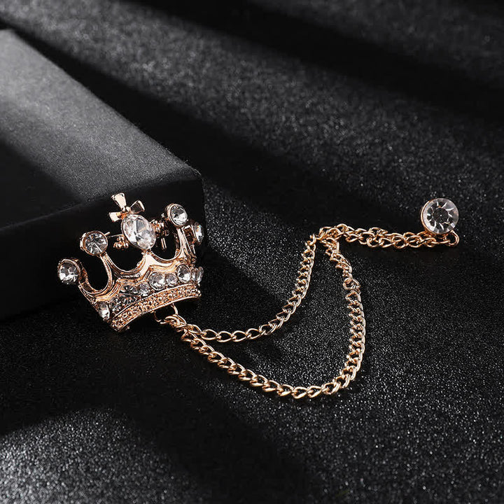 Spilla da uomo con catena a corona retrò e strass - Oro e bianco - image 4