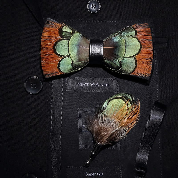 Papillon con piume verde chiaro e marrone - Adulto - image 0