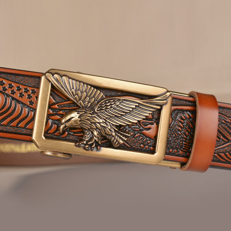 Cintura in pelle goffrata con fibbia Hollow Eagle da uomo - image 5